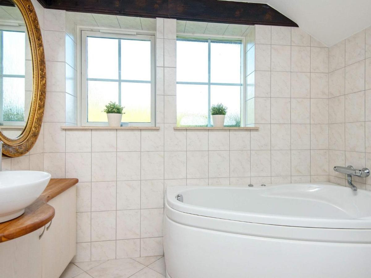 Holiday Home Toftlund Xlii Екстериор снимка